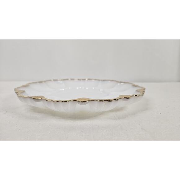 Vintage Gold Edge White Milk Glass Oyster Deviled Egg Plate Anchor Hocking 10” - Picture 4 of 7